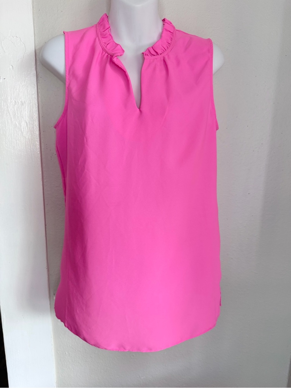 Rose + Olive Hot Pink Sleeveless Blouse Women Small